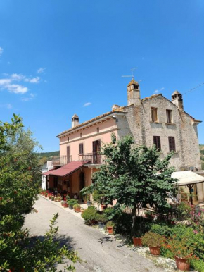 Alloggio intero in casa contadina nel verde ai piedi della Majella - Agricasa Caprafico